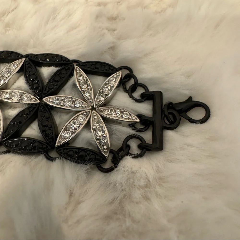 Black & Silver Rhinestone Bracelet Lobster Claw Clasp 7” Length Vintage Stars